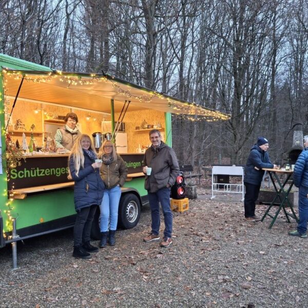 Adventsglühen am Schützenhaus